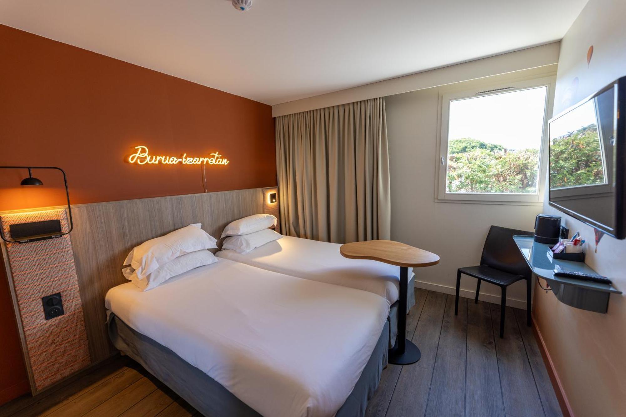 Hotel Donibane Saint-Jean-De-Luz Luaran gambar